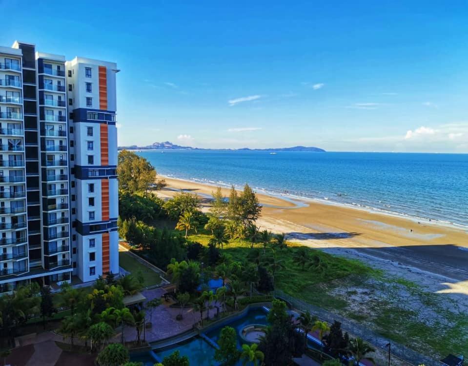 Timurbay Seafront Holiday Pool & Seaview Kuantan Exterior foto